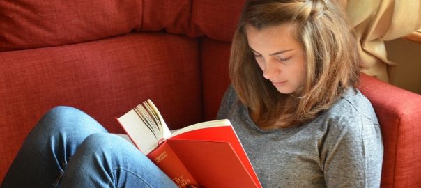 Kötelező - Gyöngyösi Család és KarrierPont